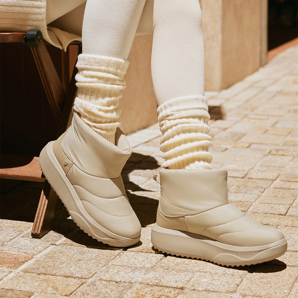 斯凯奇女鞋官方正品时尚厚底中筒靴舒适耐滑保暖雪地靴冬靴114754