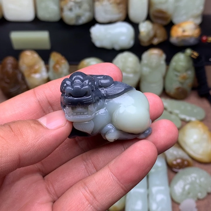 和田玉（糖玉）未镶嵌颈饰