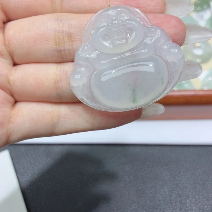 颈饰18K金镶嵌翡翠