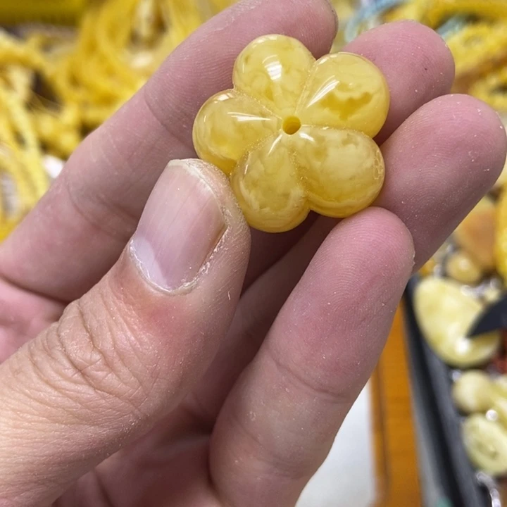 裸石蜜蜡未镶嵌吊坠
