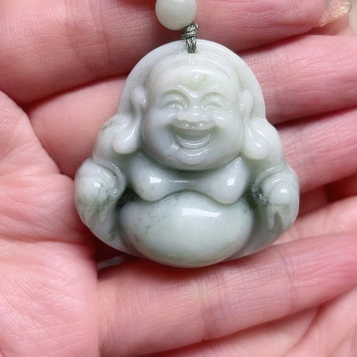 透闪石-蛇纹石玉颈饰未镶嵌