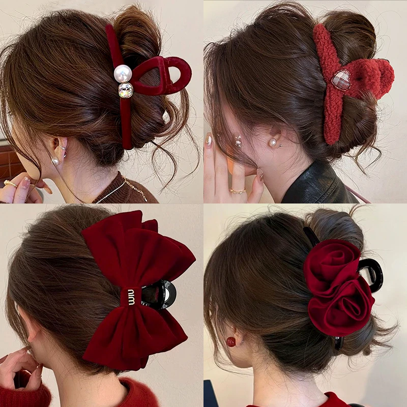 新年酒红色大号抓夹女2025新款珍珠花朵发夹后脑勺盘发蝴蝶结头饰