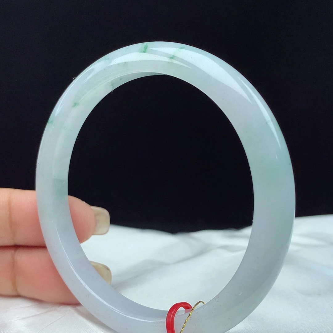 翡翠手镯未镶嵌58圈 0123