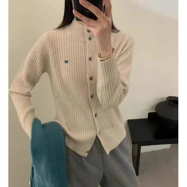 加厚竖条纹韩系立领爱心刺绣百搭气质一排扣针织开衫女