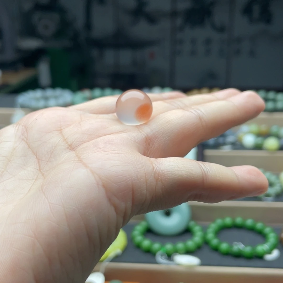 做***的南红玛瑙未镶嵌手链