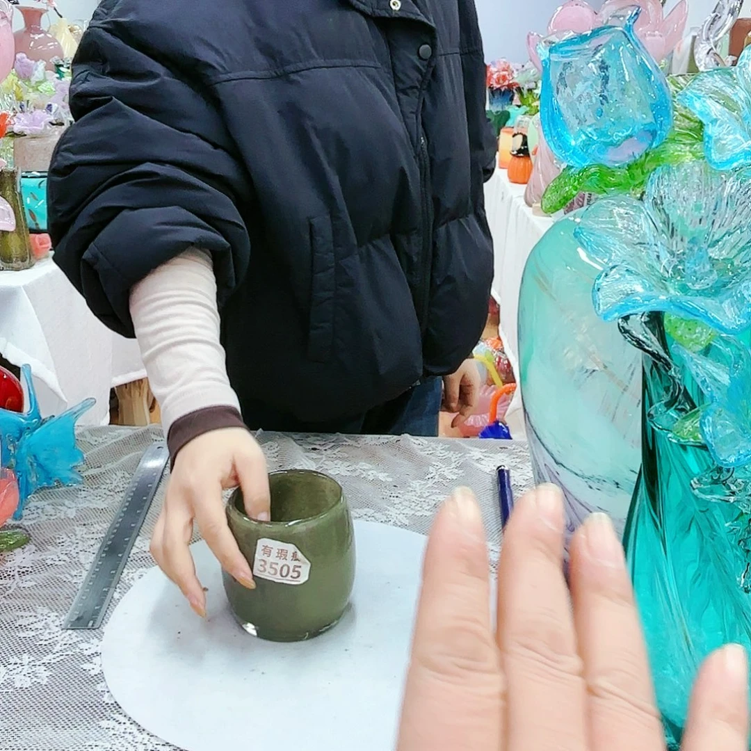福利不退不换琉璃花瓶艺术品