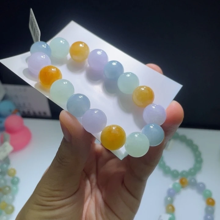 未镶嵌定制翡翠奇**成翡翠