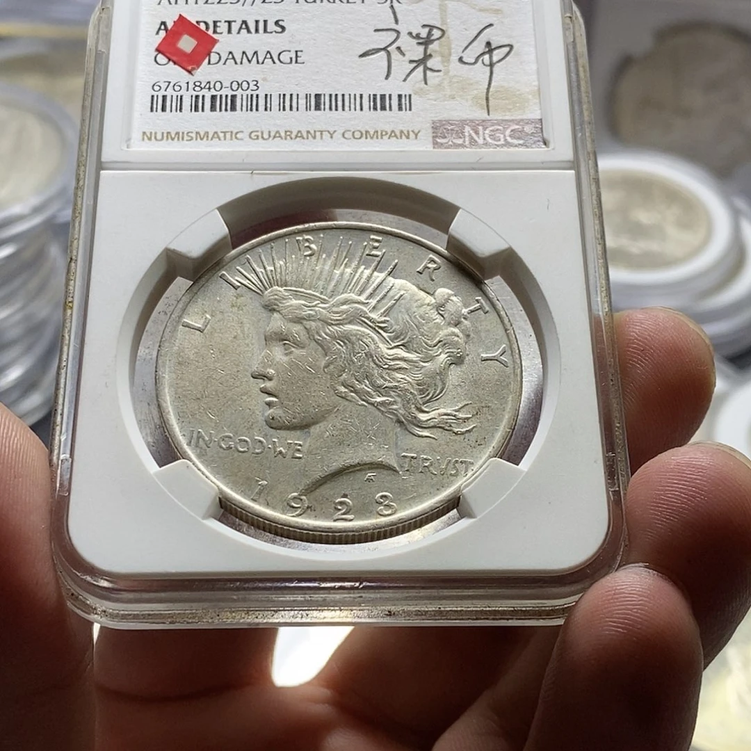 银Ag900美国和平女神1美元银币