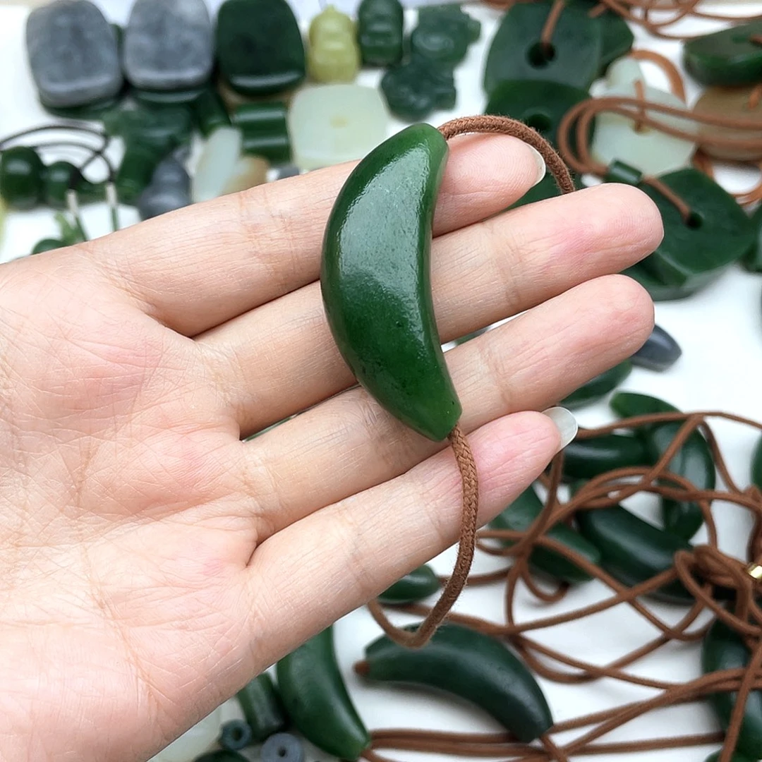 颈饰未镶嵌和田玉?****?