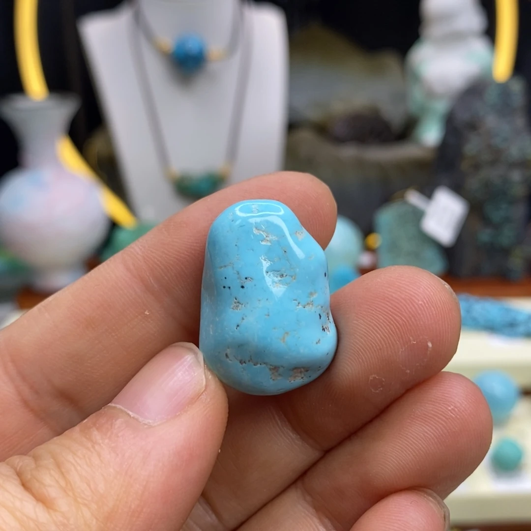 绿松石未镶嵌珠宝奇石