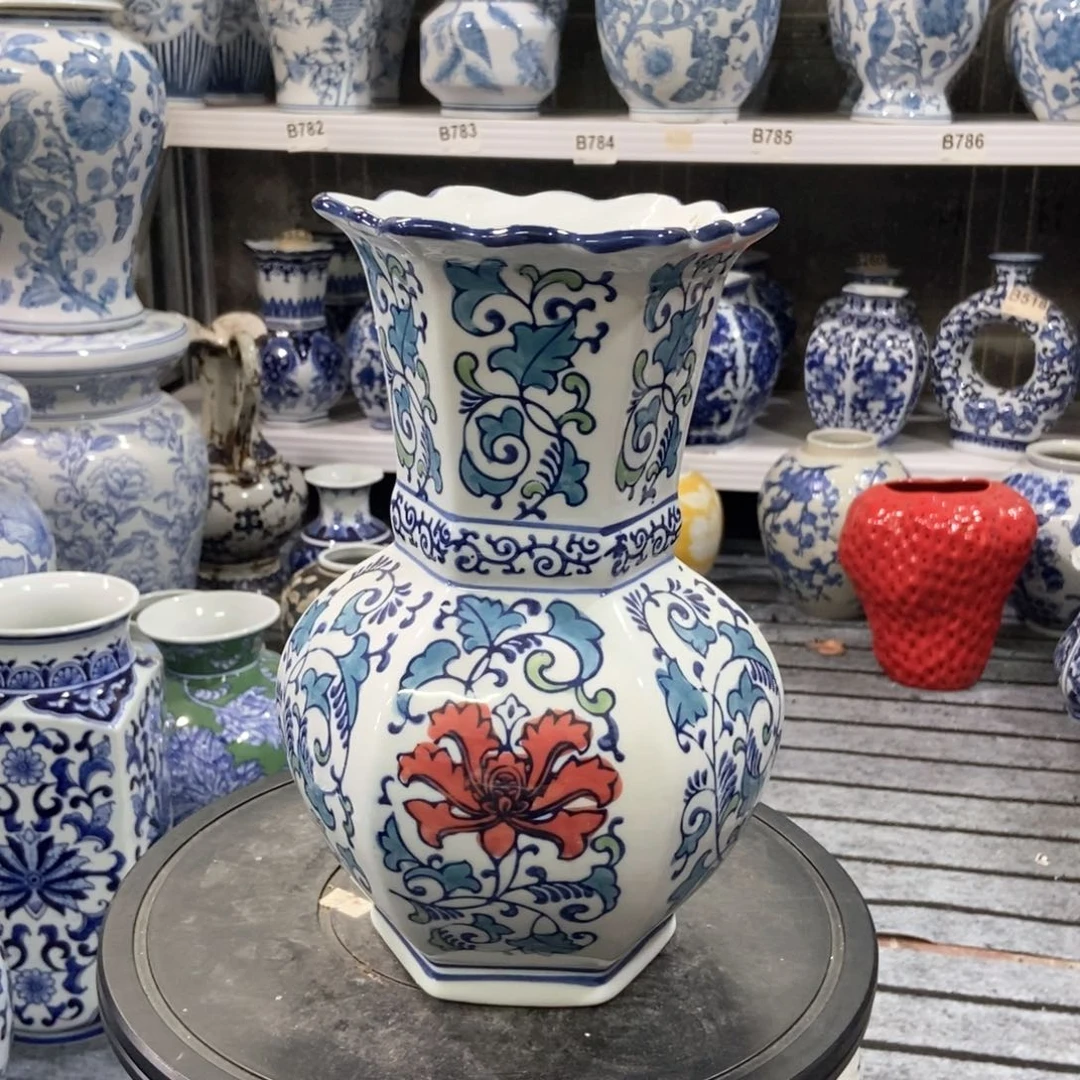 摆件花瓶手绘釉下彩