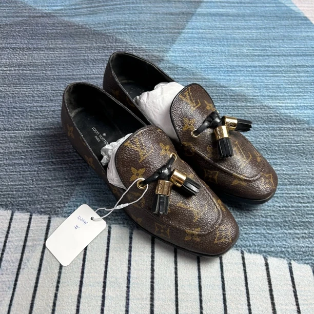 95新 LouisVuitton/路易威登 LV满印老花乐福鞋三五码 微瑕