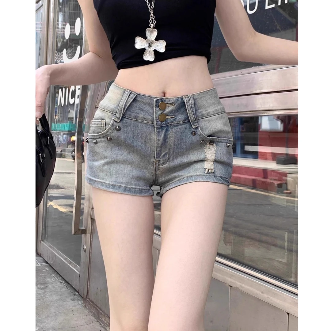 美式复古辣妹铆钉牛仔短裤女夏季低腰弹力修身显瘦包臀超短热裤子
