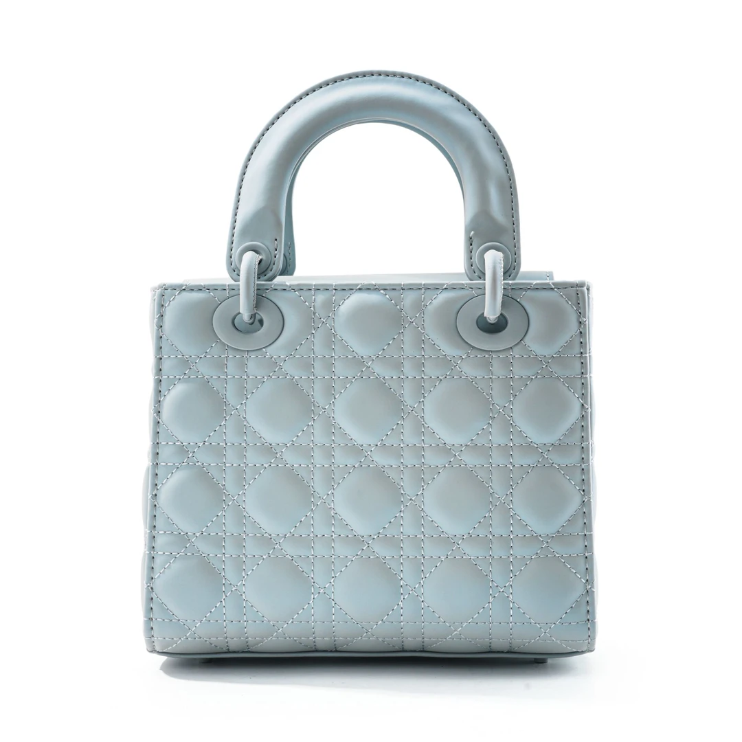 2025新款秋冬轻奢经典菱格手提法式时尚斜挎带飞包C035珠光灰