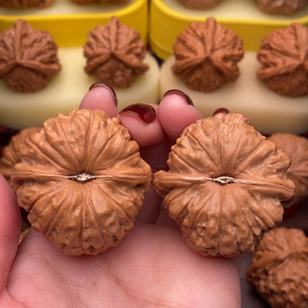 文玩核桃把件精品老树南瓜墩43