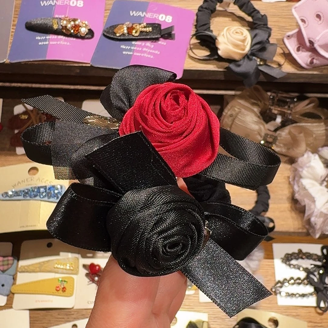 一***子皮质非金属花朵发绳