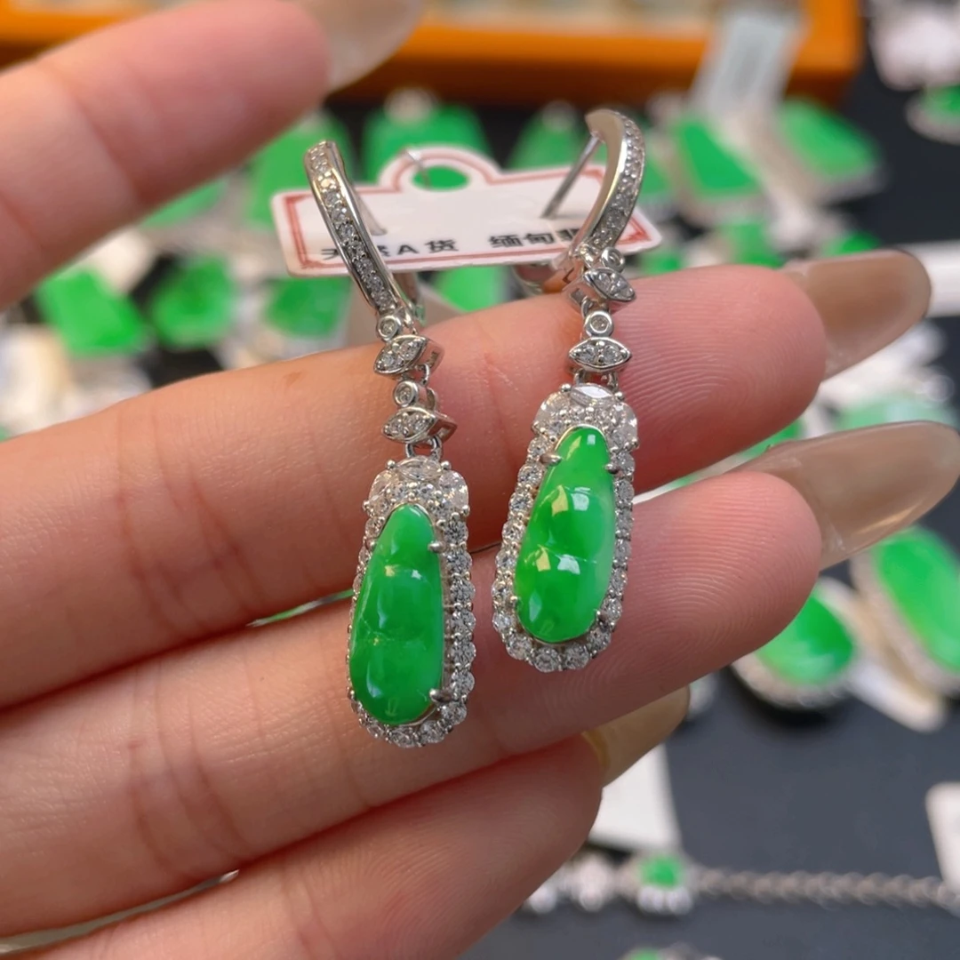 颈饰银S925镶嵌翡翠