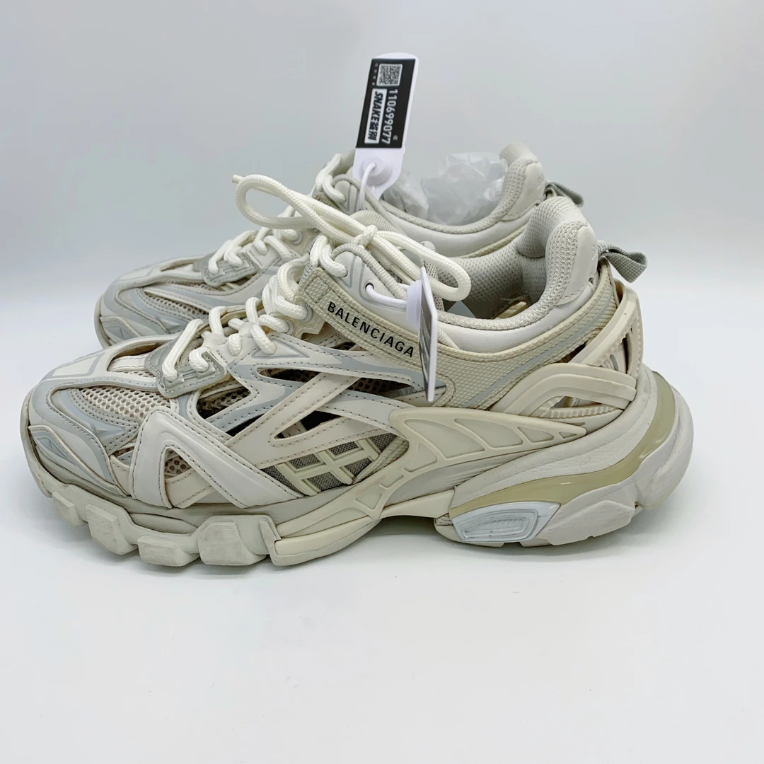 95新 Balenciaga/巴黎世家 37码 女士track2.0灰白老爹鞋