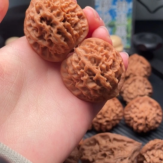 飞***扬核桃手串/手链秦岭
