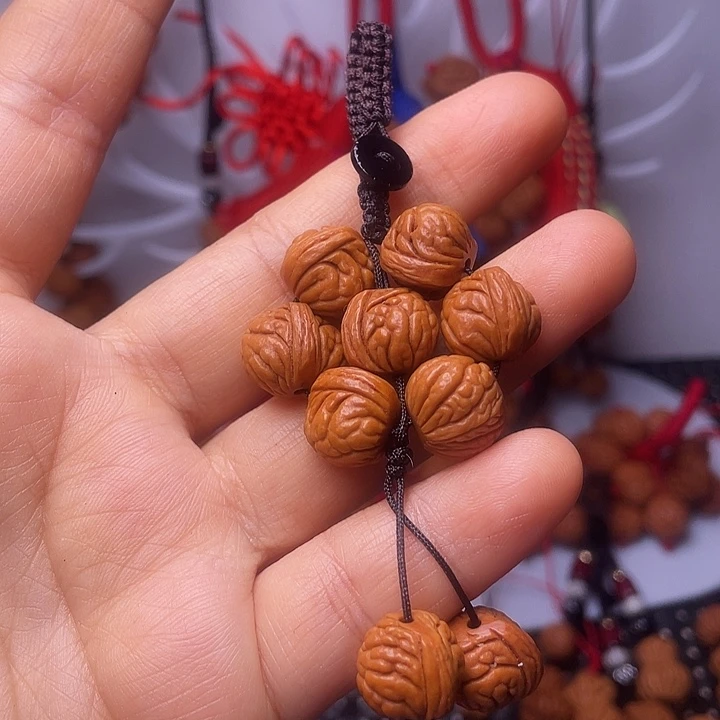 桃核吊坠龙纹桃枭