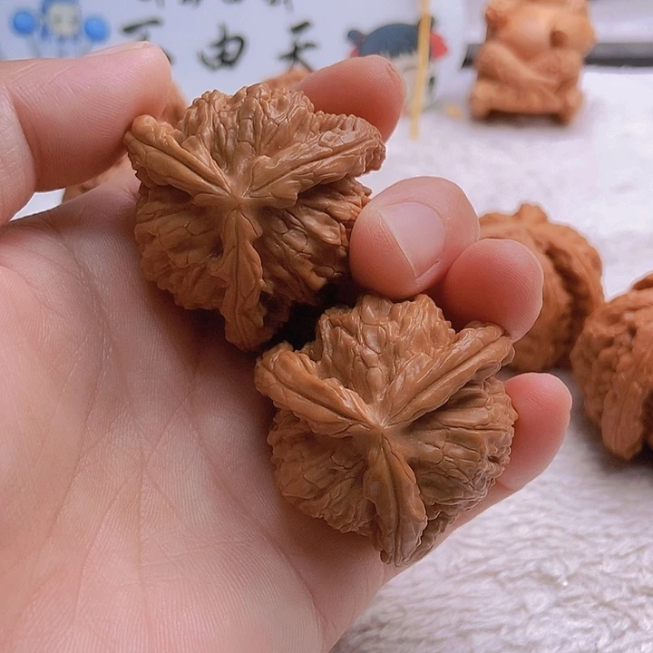 吊坠文玩核桃三棱
