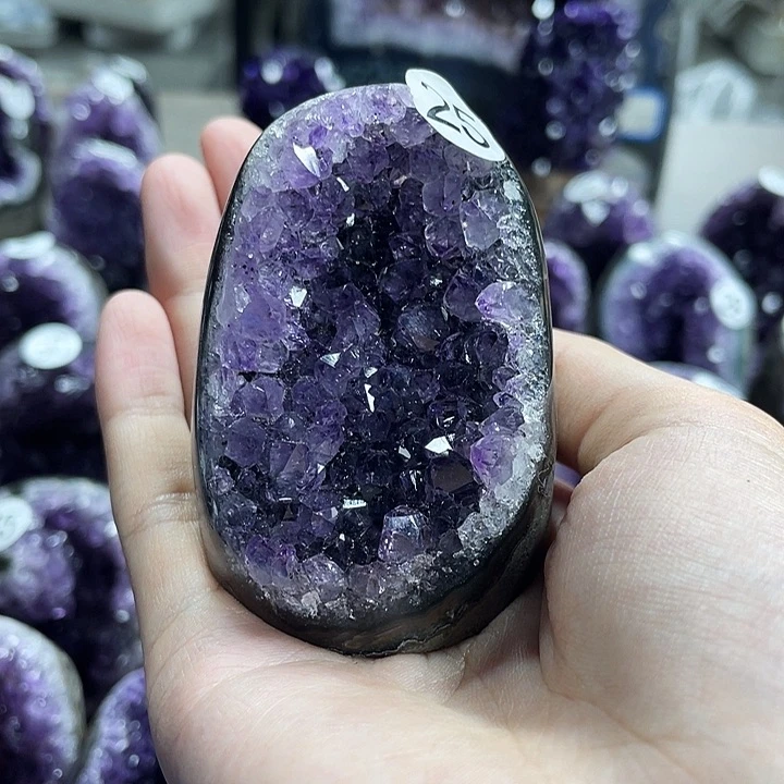 未镶嵌珠宝半成品水晶