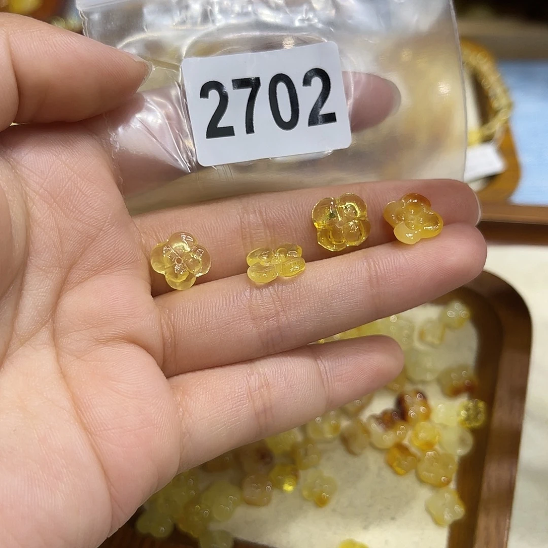 琥珀未镶嵌珠宝奇石