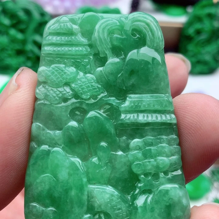 翡翠未镶嵌吊坠(不含链)