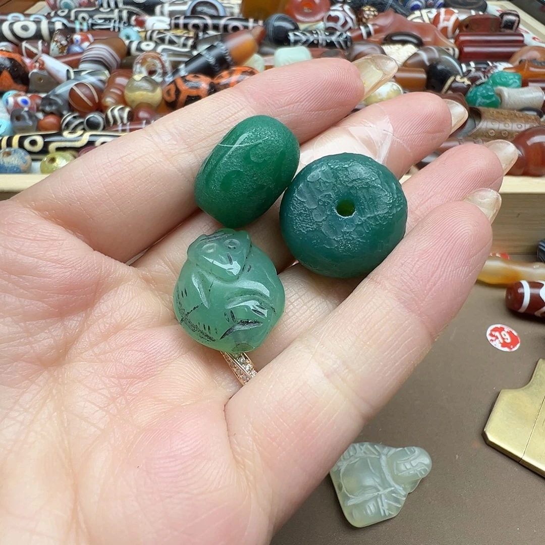 玛瑙/玉髓未镶嵌珠宝半成品