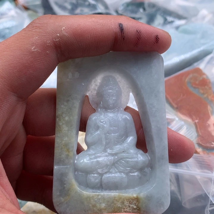 翡翠未镶嵌颈饰保真天然a货翡翠