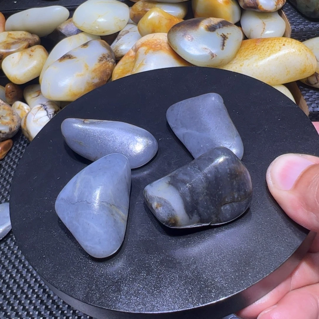 和田玉（子料）未镶嵌颈饰85