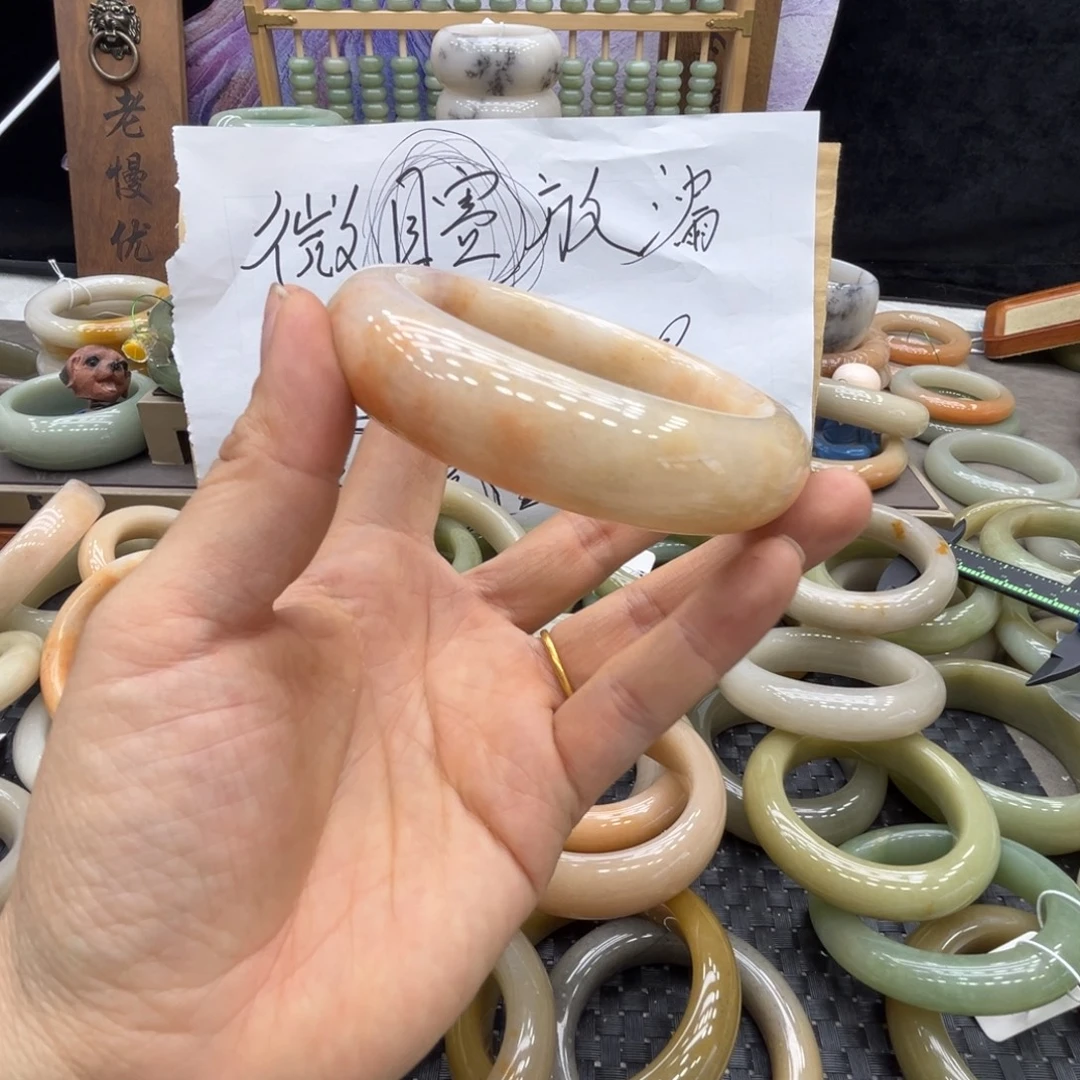 夢***影石英质玉未镶嵌手镯