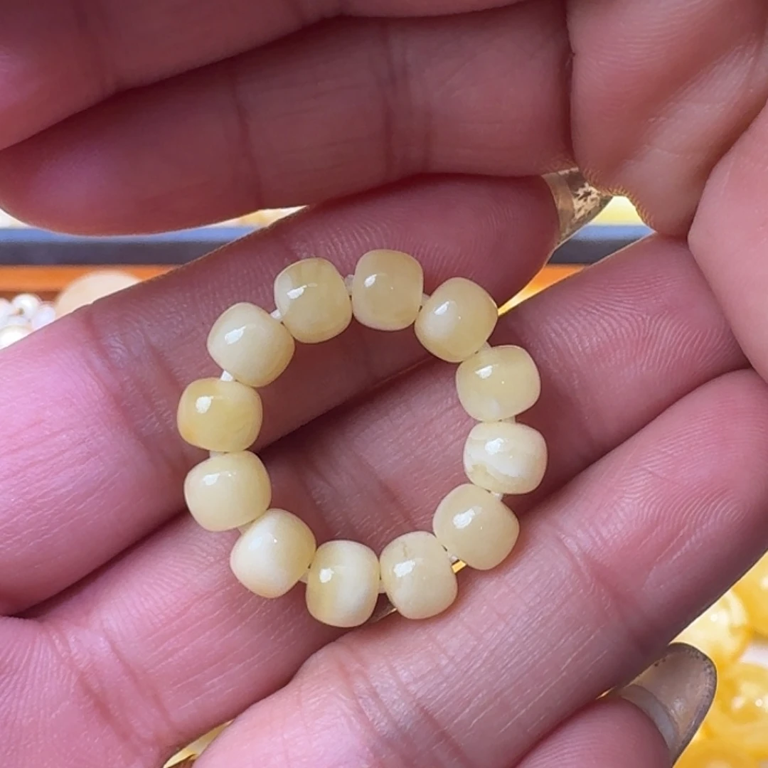 琥珀未镶嵌裸石内径17