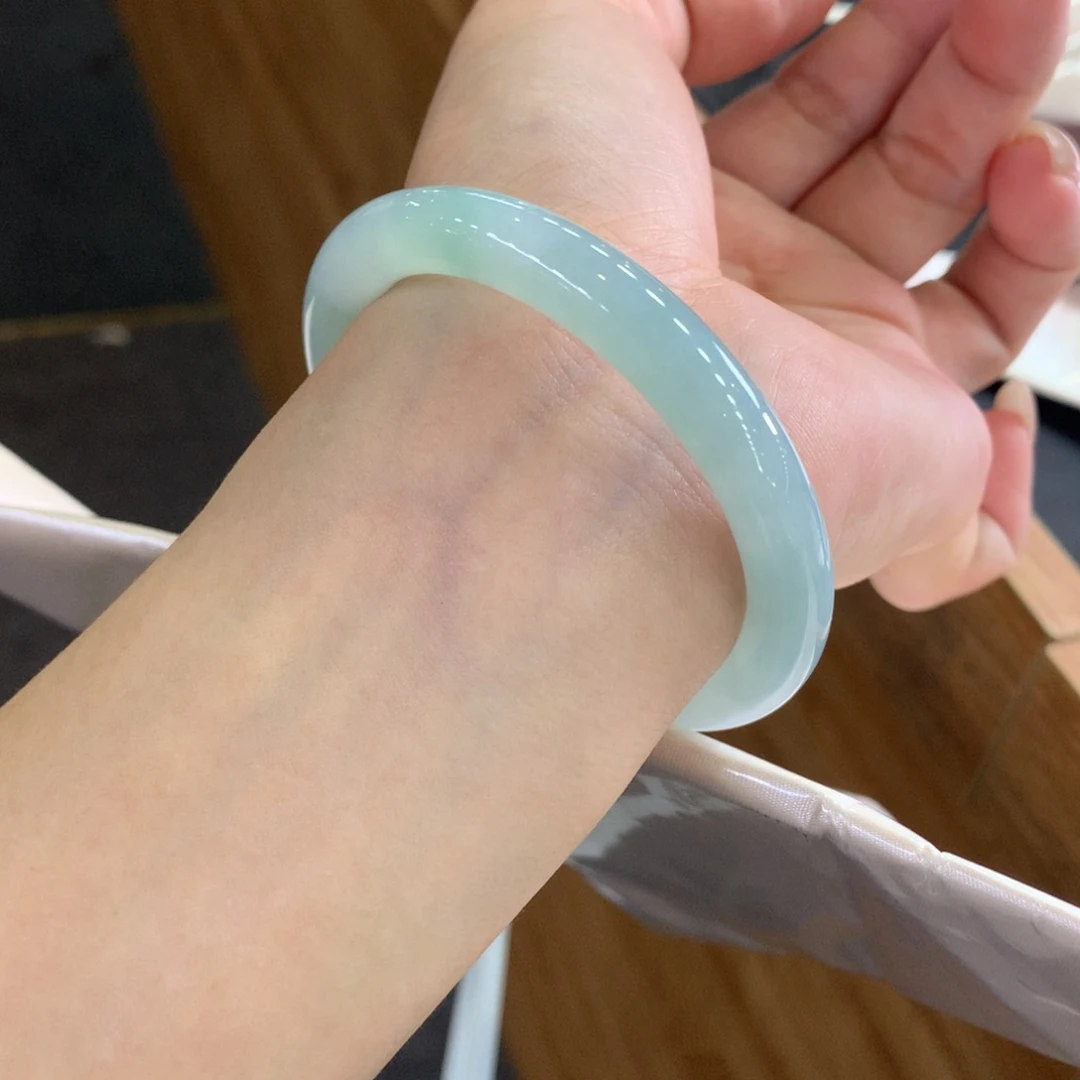 翡翠未镶嵌手镯天然Ａ货翡翠52/53