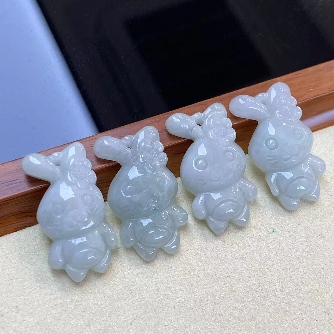 10492天然A货翡翠【颈饰】多样性发一个