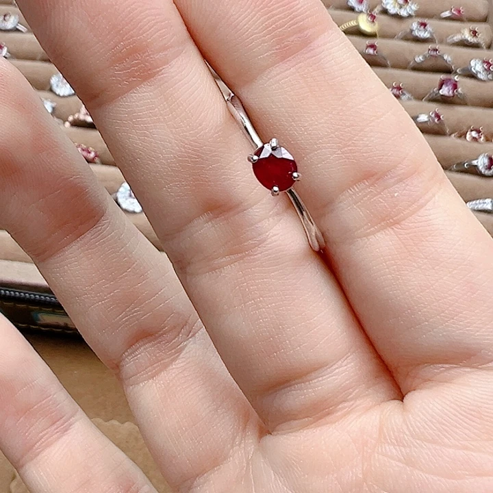 戒指银S925镶嵌红宝石
