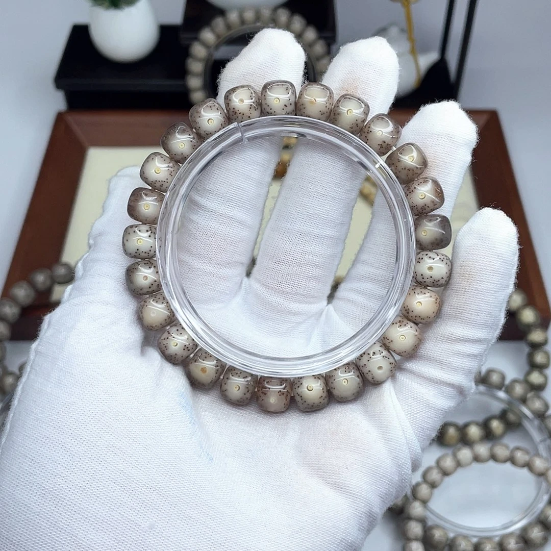 手串星月菩提9.5×8.5粉冰糖大眼睛B21