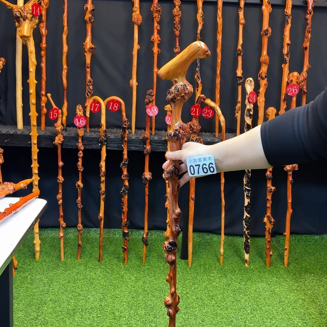 缘***8黑果木拐杖手把件763