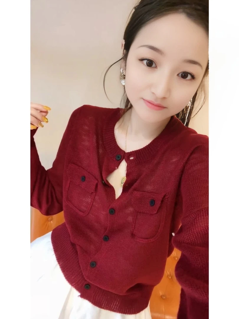 港风复古洋气高级百搭上衣女2025早秋薄款防晒圆领长袖针织打底衫