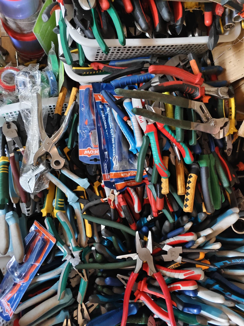 1170号居家日用五金工具手动工具其款式五金工具杂款以直播间为准