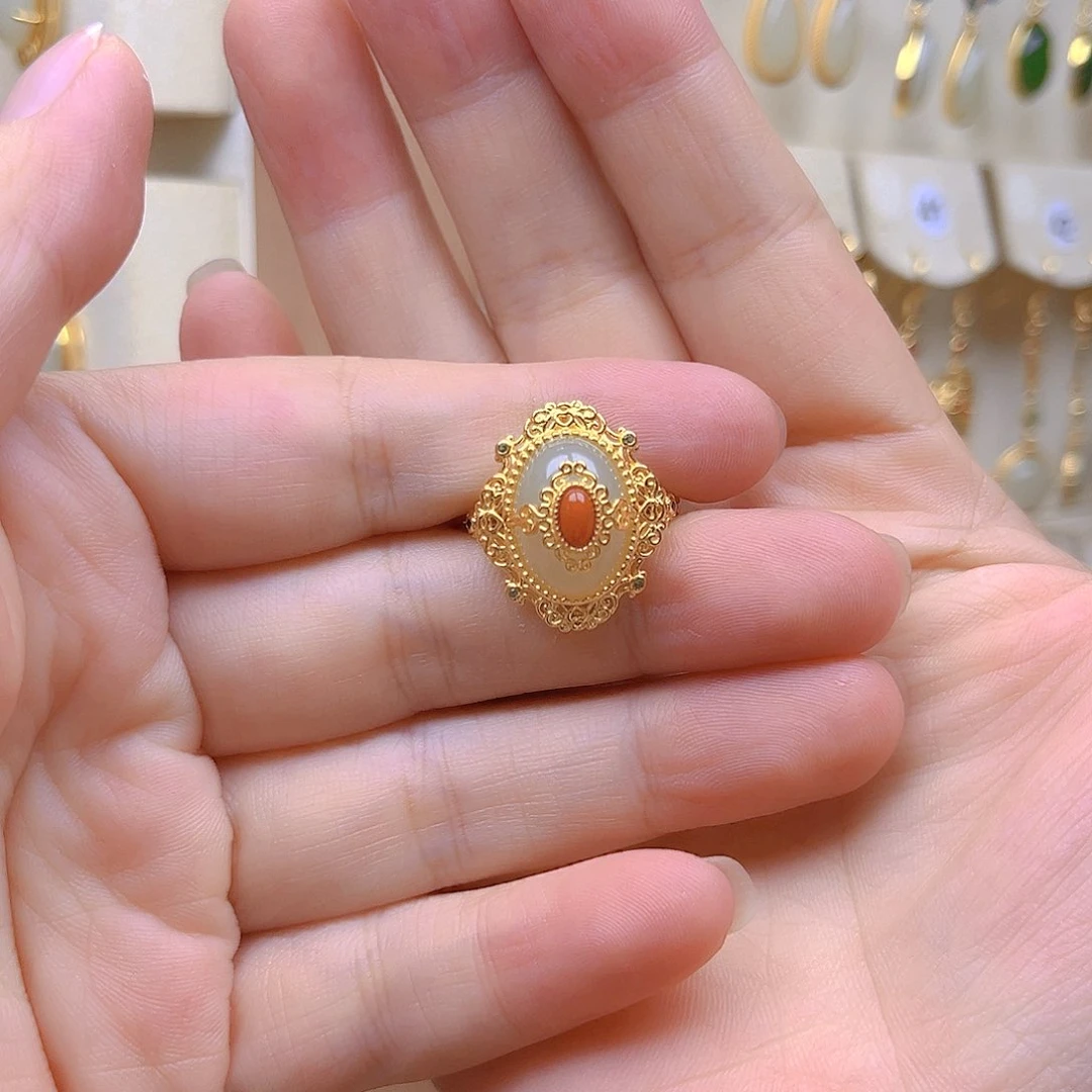 和田玉戒指银S925镀金镶嵌