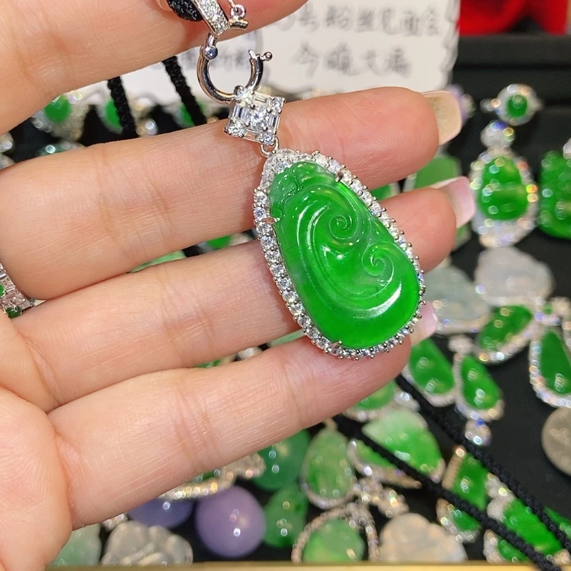 【闪购商品】颈饰未镶嵌翡翠天然翡翠