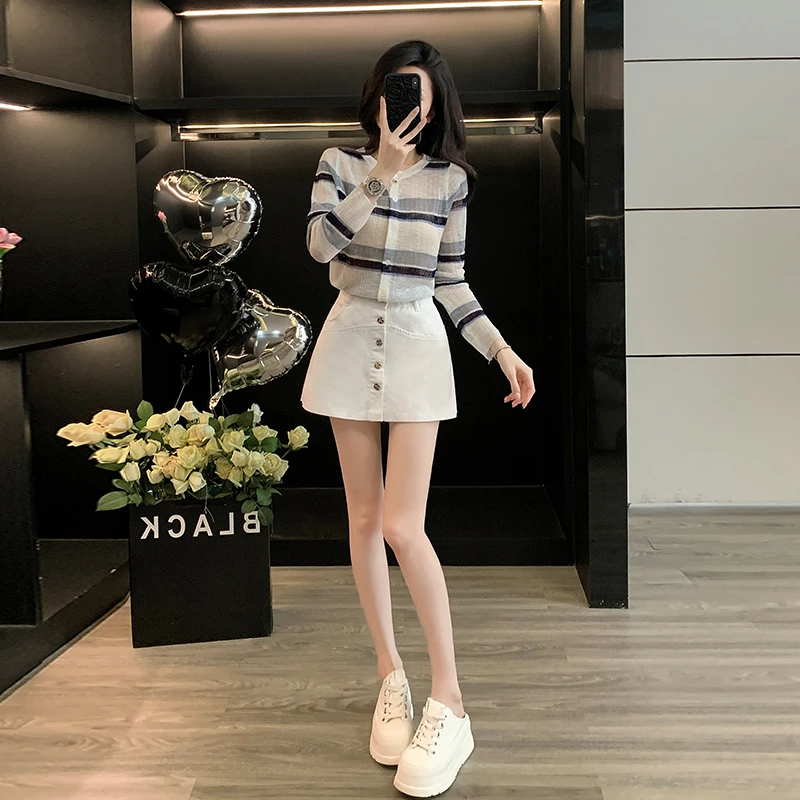 秋季新款时尚套装女洋气减龄显瘦针织衫长袖搭牛仔半身裙裤两件套