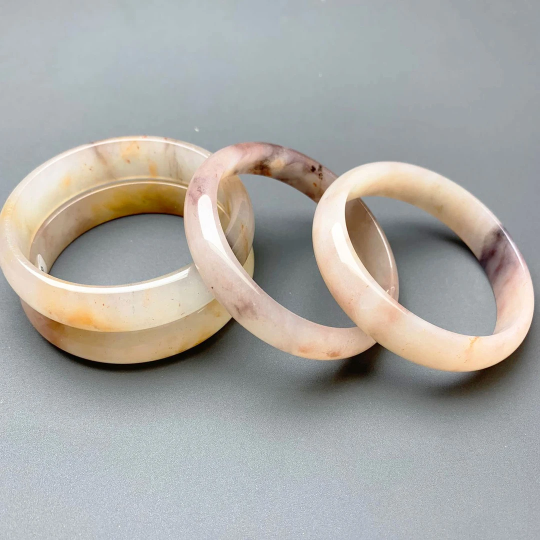 金丝玉手镯/中宽时尚绿色经典百搭/拍一发一多样性发货