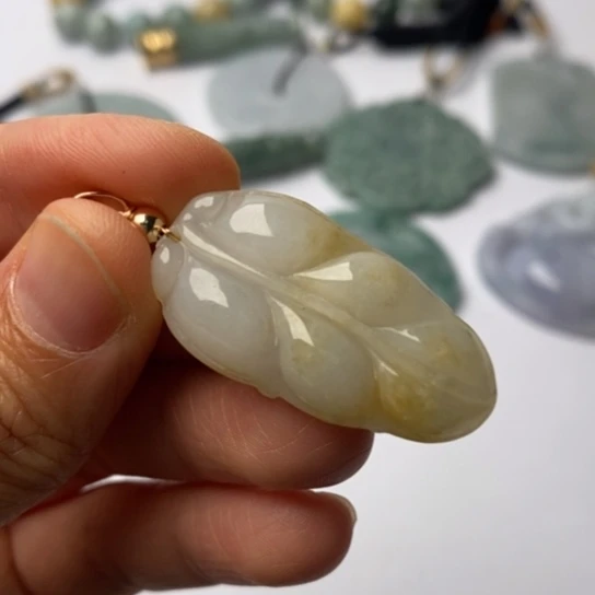 翡翠未镶嵌挂件翡翠