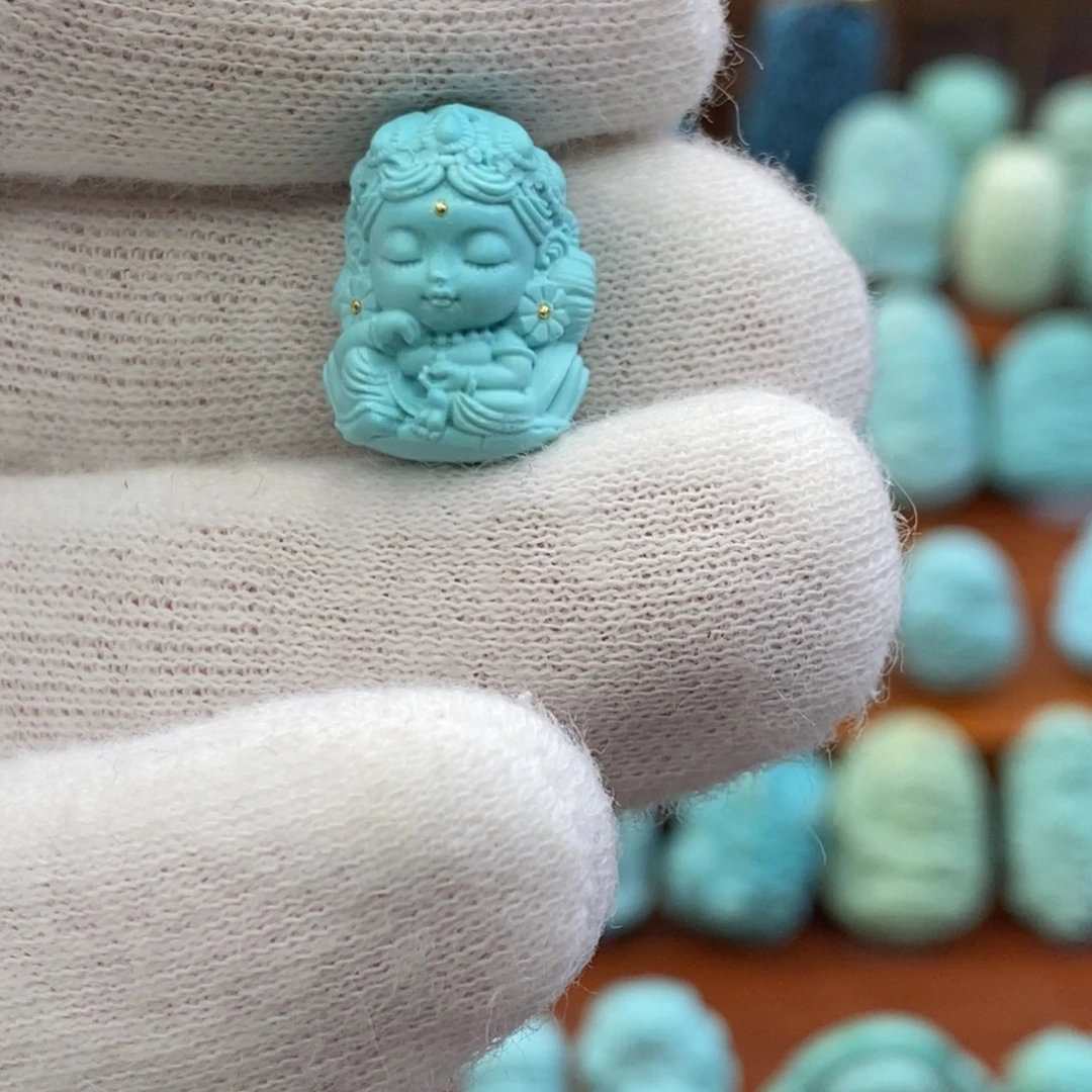 绿松石未镶嵌珠宝奇石