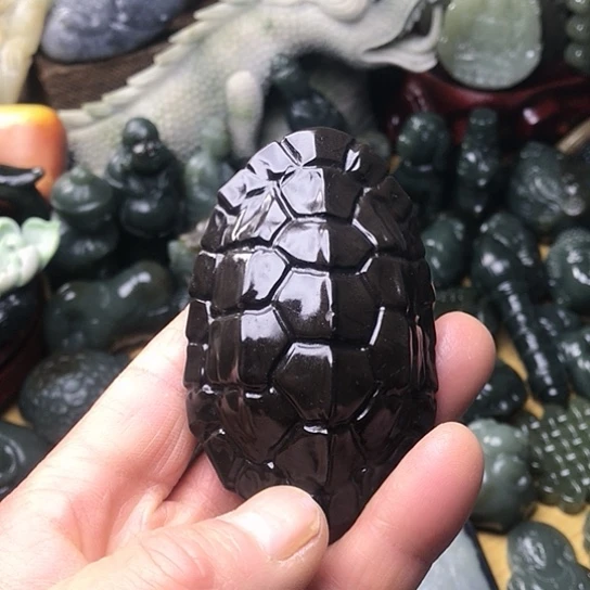 和田玉（糖玉）未镶嵌把件