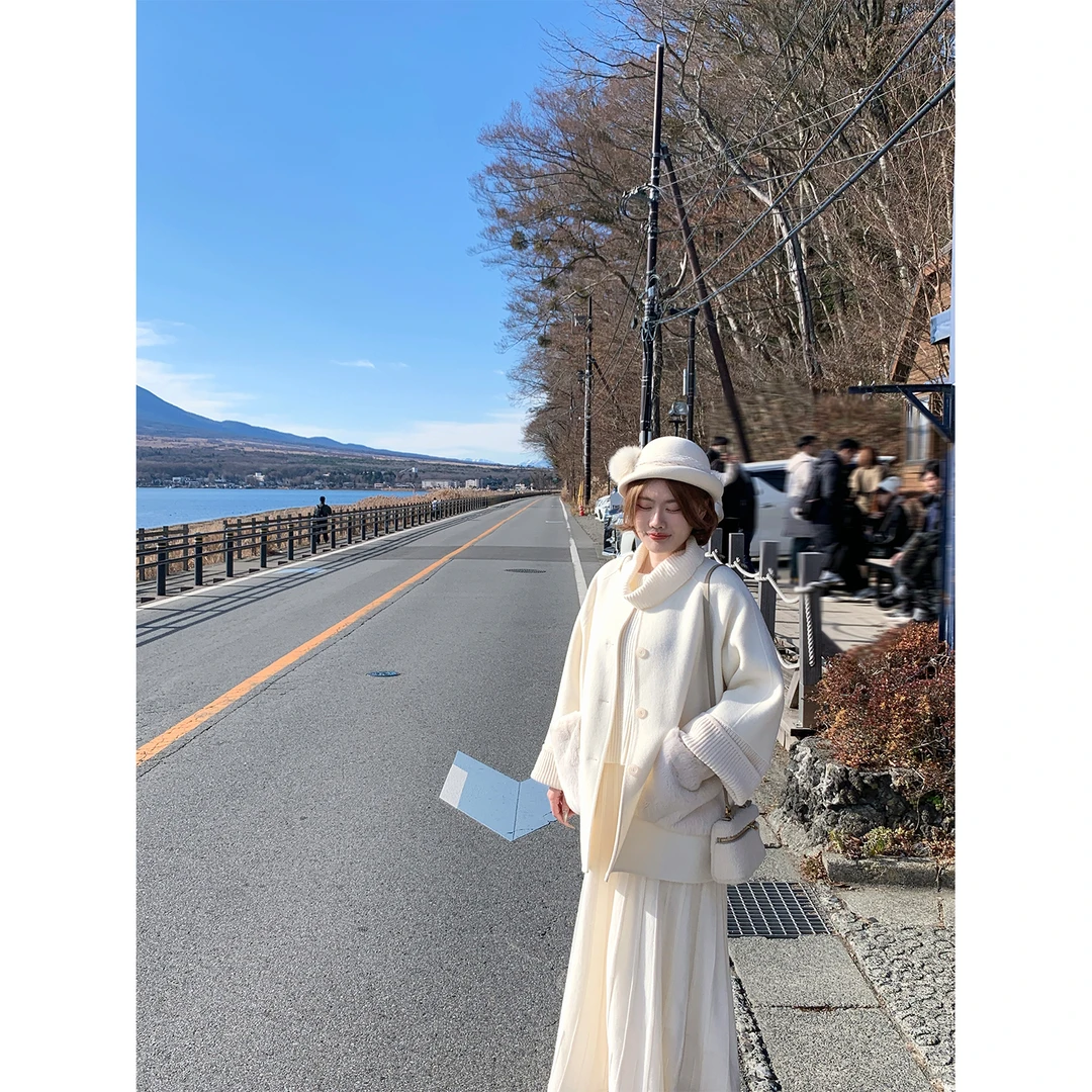 酒心定制 12/20 20:00新品 100%羊毛 拼接针织双面尼外套女