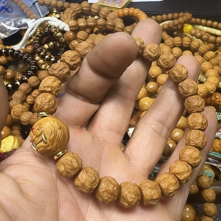 周***若吊坠猴头核桃微瑕龙蛇