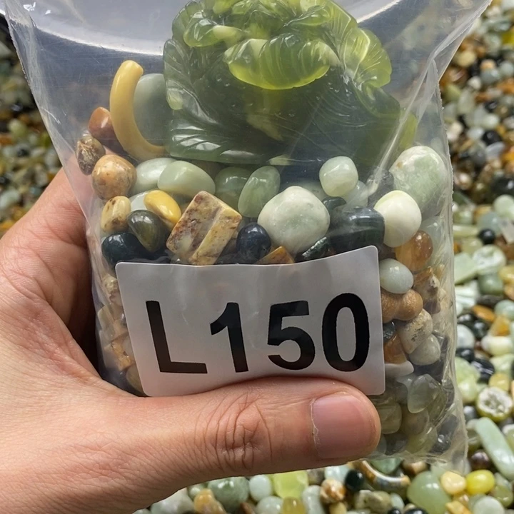 蛇纹石玉鱼缸石未镶嵌